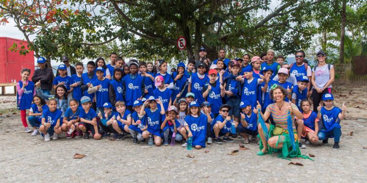 Ação Route de Limpeza na Praia da Daniela, Santa Catarina