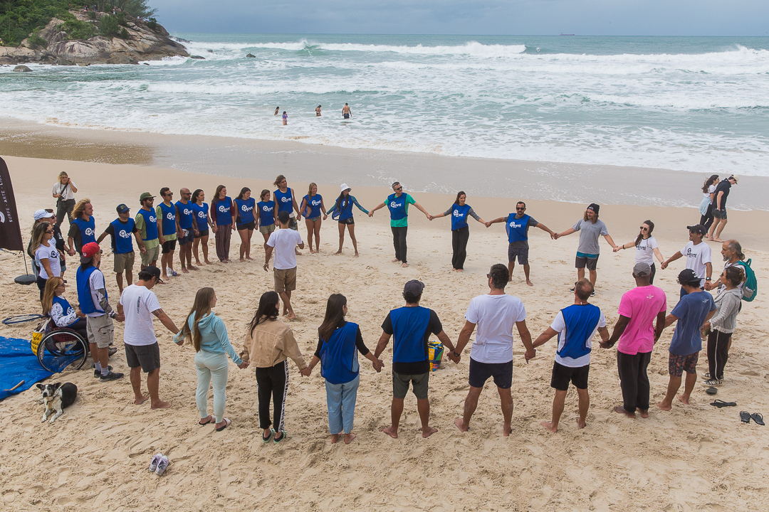 Ação Praia do Ferrugem