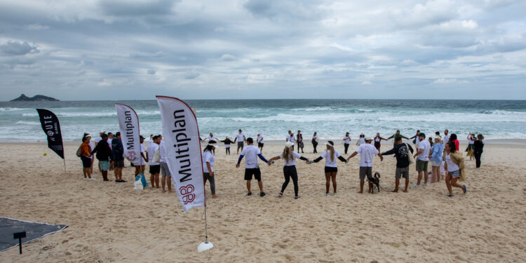 Resultados da ação de limpeza na Praia da Barra da Tijuca