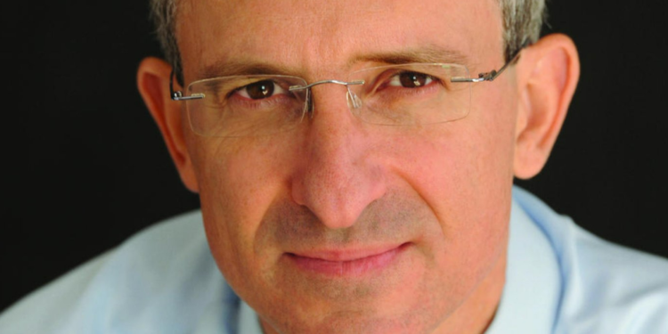 Professor de Harvard Tal Ben-Shahar: “A felicidade é uma viagem. Quanto mais cedo começamos, melhor”