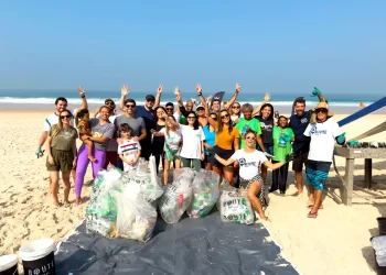Limpeza de Praia em São Conrado com a Rede Globo: Integração e Sustentabilidade no Dia Mundial dos Oceanos (08 de Junho)
